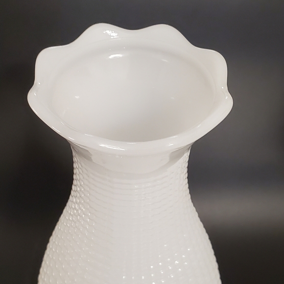 Vntg 14" Milk Glass Jewelry Catch Bottom Electric Hurricane Lamp Silvery Trim - Picture 6 of 13